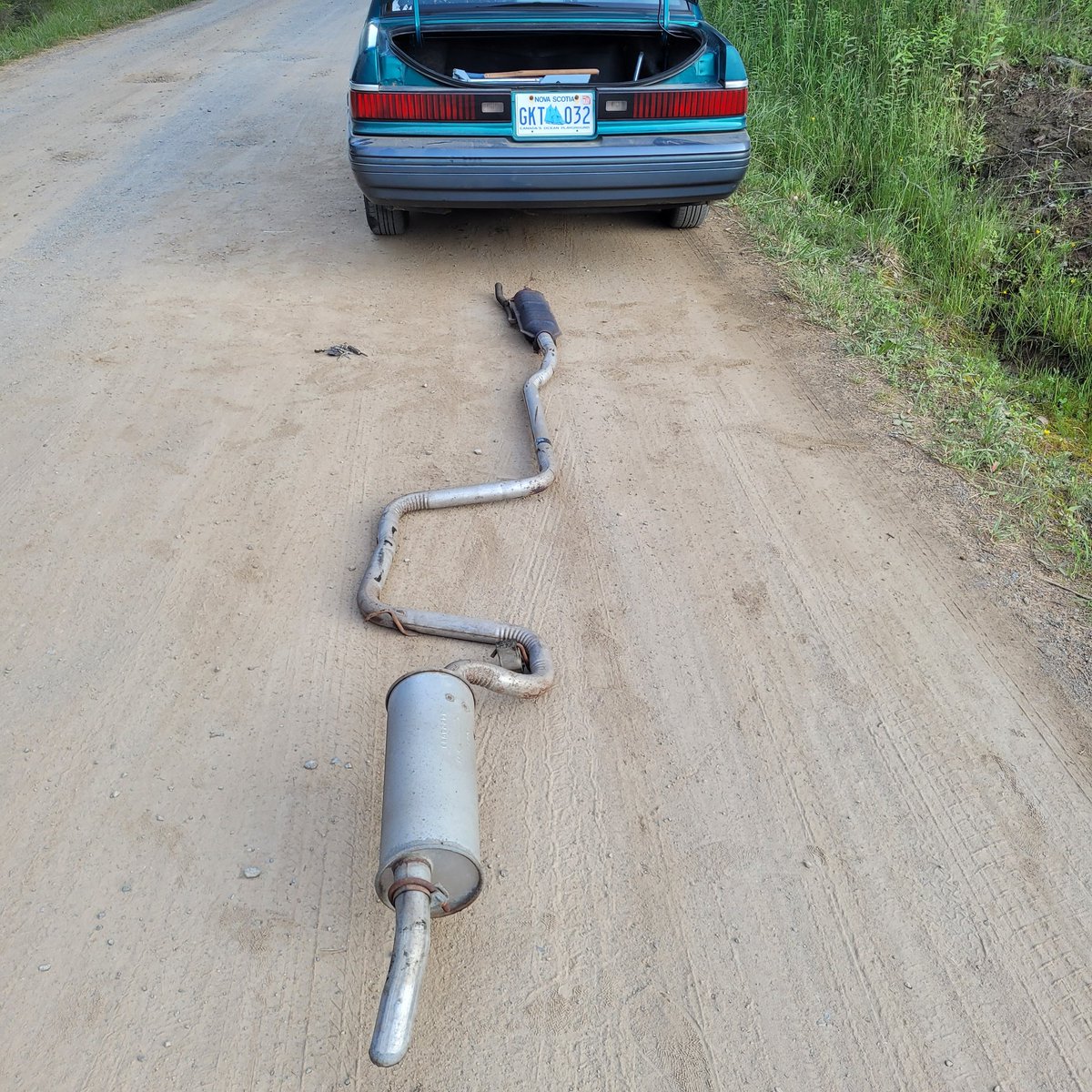 halfbrow666's tweet photo. Fuck it exhaust delete https://t.co/uWcL3wdz9y