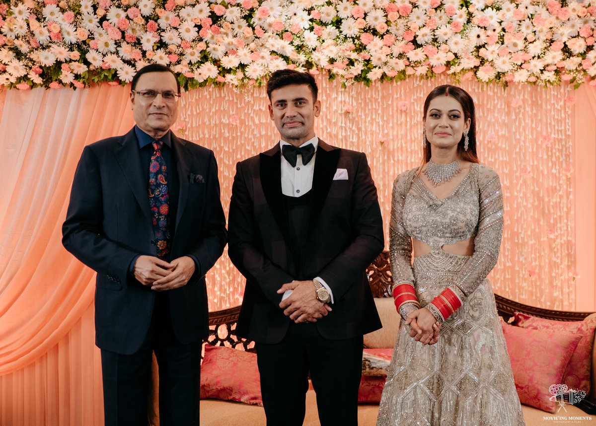 Sangram_Sanjeet's tweet photo. Thank you our role model, mentor, history maker, inspiration for everyone, amazing human being, renowned journalist, Padama Bhushan Shri. @RajatSharmaLive sir for your graceful presence &amp; giving blessings to us on our big day. We love you alot🙏🤗
पाyal ke Sangराम❤️ https://t.co/cHjBqo5h91