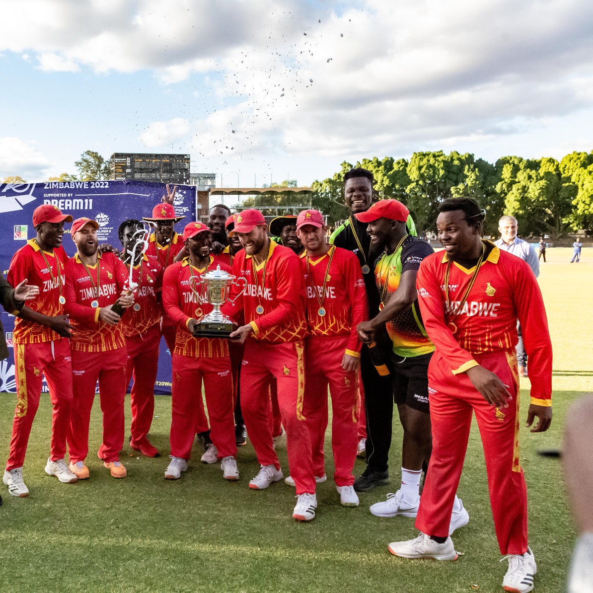 T20WorldCup's tweet photo. 🏆 𝑾𝑰𝑵𝑵𝑬𝑹𝑺 🏆 https://t.co/Y3Giwnz1BB