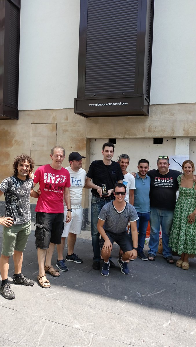 Ermua, ganador del XXV Torneo de Santiagos de Ermua. Agradecer a los 8 clubes participantes (10 equipos) su asistencia.  <a href="/GobiernoErmua/">Gobierno Ermua</a> <a href="/ermuberri/">Ermuberri Ermua</a> #Santixauak2022 #Ajedrez