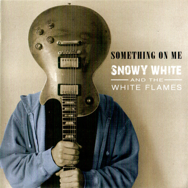 Radiónica (@radionicafm) on Twitter photo En #Bluesónica llenamos tu domingo con grandes estrenos 🎶🔊 Disfruta de:
💿 <a href="/MikeStevensHarp/">Mike Stevens</a>: "Breathe in The World, Breathe Out Music"
💿 Snowy White / The White Flames: "Something On Me"
<a href="/andresduranrock/">Andrés Durán</a> está #AlAire en radionica.rocks 🎙 En #Bluesónica llenamos tu domingo con grandes estrenos 🎶🔊 Disfruta de:
💿 <a href="/MikeStevensHarp/">Mike Stevens</a>: "Breathe in The World, Breathe Out Music"
💿 Snowy White / The White Flames: "Something On Me"
<a href="/andresduranrock/">Andrés Durán</a> está #AlAire en radionica.rocks 🎙