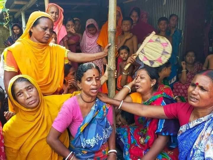 A Hindu college student named Nayan Kumar Sarkar (22) was beaten to death with a hammer by extremists in Sondah village of Nandanalpur union in Kumarkhali upazila of Kushtia district of Bangladesh. @hrw @UNHumanRights @TulsiGabbard @VHPDigital @HinduAmerican