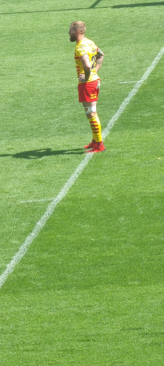 Tan_2704's tweet photo. My lad is glad to be able to watch @samtomkins1 play https://t.co/2eMXkuSmcC