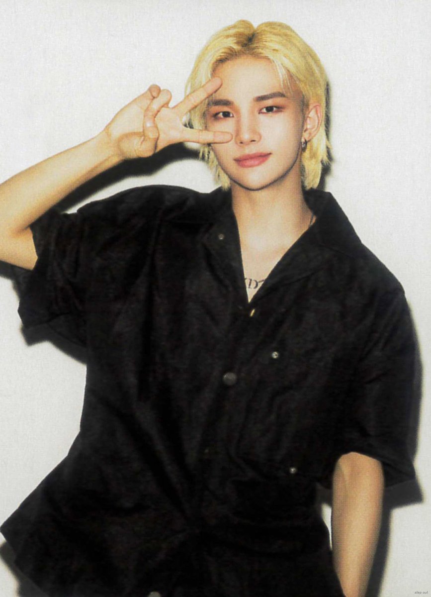 StrayKidsPL's tweet photo. 📸| Solowe zdjęcia @Stray_Kids powstałe podczas sesji zdjęciowej dla sierpniowego wydania japońskiego magazynu „CanCam”.✨

@Stray_Kids_JP #StrayKids #CIRCUS #스트레이키즈 (1/2)+ 
Cr.stepout__ https://t.co/UlcQbAfJot