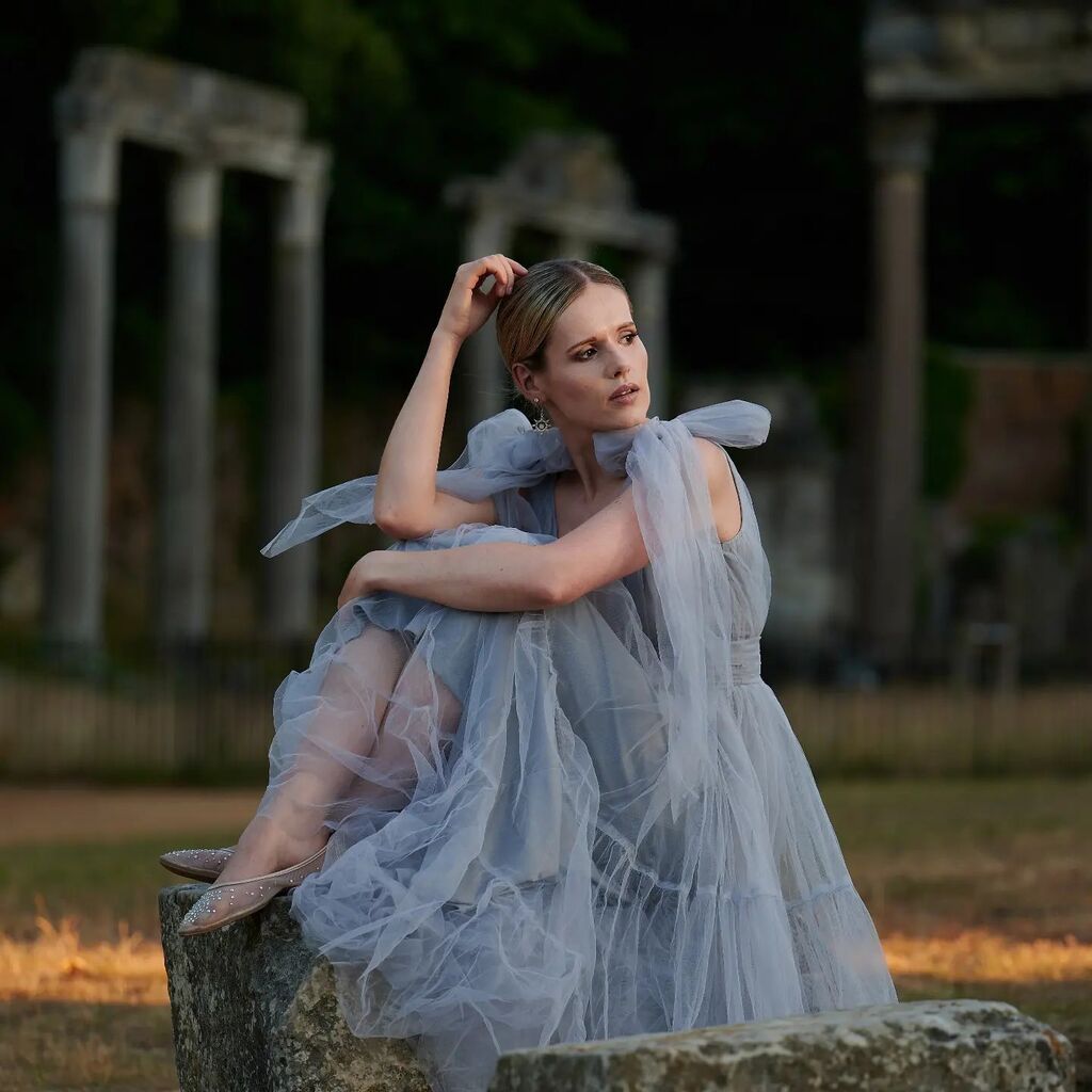 Time to enter my last week as a 'Miss' just as the country burns to a crisp in a heatwave apocalypse. Marvellous.

At least I'll be wearing white.

📷 by Laleham Camera Club
👗 @laceandbeads_london on @asos
📍 at Virginia Water Lake instagr.am/p/CgHp1Xajgbr/