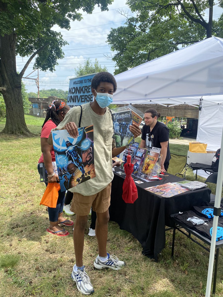 KonkretComics's tweet photo. Big shout out to @ecbacc for having us. What a great event yesterday! 🙌🏾 #KeepItKonkret #comiccon https://t.co/bbdLQpAUKr