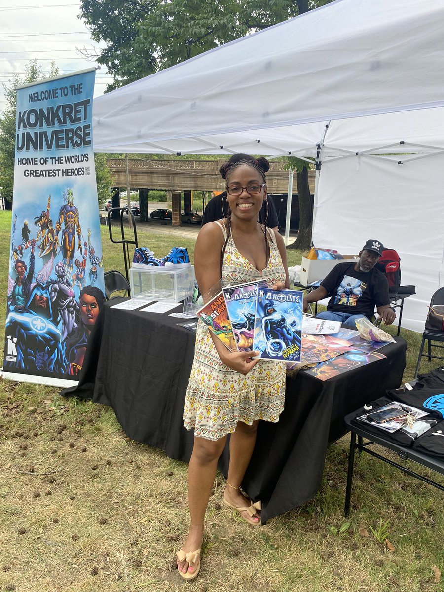 KonkretComics's tweet photo. Big shout out to @ecbacc for having us. What a great event yesterday! 🙌🏾 #KeepItKonkret #comiccon https://t.co/bbdLQpAUKr