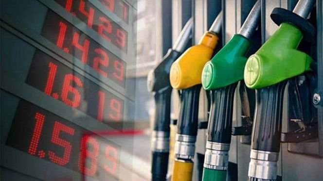 WaznyL's tweet photo. الهاشتاغات غاديين في الطريق و يتصدر التريند المغربي
 ديرو يديكم : 

#7dh_Gazoil
#8dh_Essence
#Dégage_Akhannoch https://t.co/4p2wxAp27R