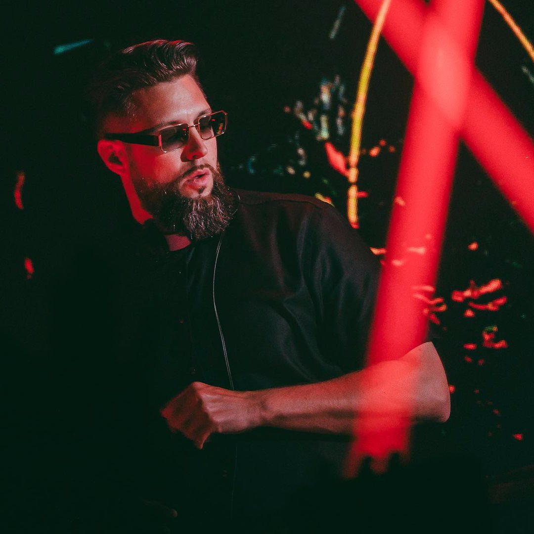 Unison (@unisonaudio1) on Twitter photo Want over 521 samples & MIDI's from one of the GOAT's of house music? 🔥 
<a href="/Tchami/">Jacob Nielsen</a>’s first and only sample pack is finally here – exclusively on Unison. Want over 521 samples & MIDI's from one of the GOAT's of house music? 🔥 
<a href="/Tchami/">Jacob Nielsen</a>’s first and only sample pack is finally here – exclusively on Unison.