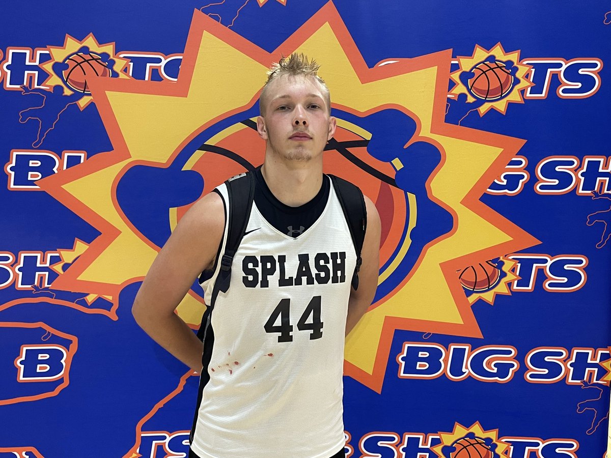 BigShotsGlobal's tweet photo. #BigShots #Nationals 
17u

Splash Select-77
#2 Scotty Browning 24pt
#44 Jackson Tackett 17pt

Team Charlotte-84
#3 Khamani Wertz 25pt
#30 Zion McDuffie 19pt https://t.co/tftbtm5kVY