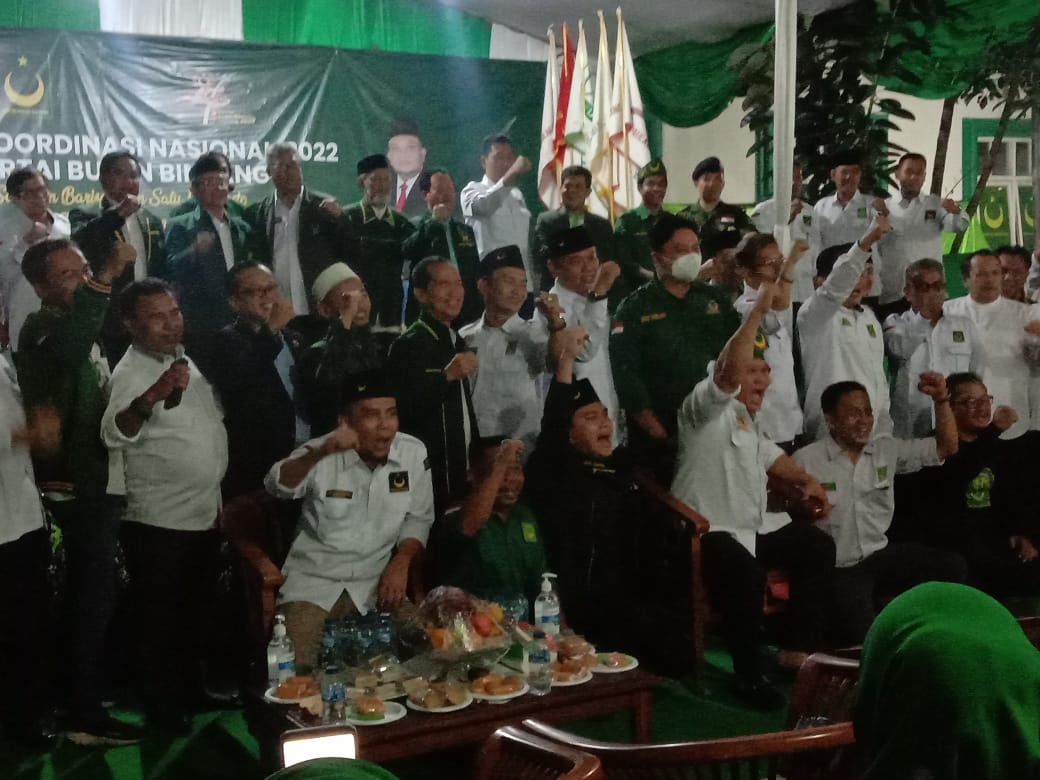 zaky_cahyadi's tweet photo. Puncak Acara Milad Partai Bulan Bintang ke-24
"Solidkan Barisan, Satu Komando untuk Kemenangan 2024"

17 Juli 2022 https://t.co/U4POL4kEt4