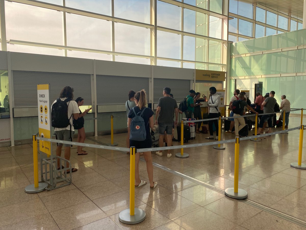 As usual when you buy tickets to the worst airline in the world <a href="/vueling/">Vueling Airlines</a> you end up in customer service. How can overbooking be legal? What a joke, it’s always the same crap with <a href="/vueling/">Vueling Airlines</a>