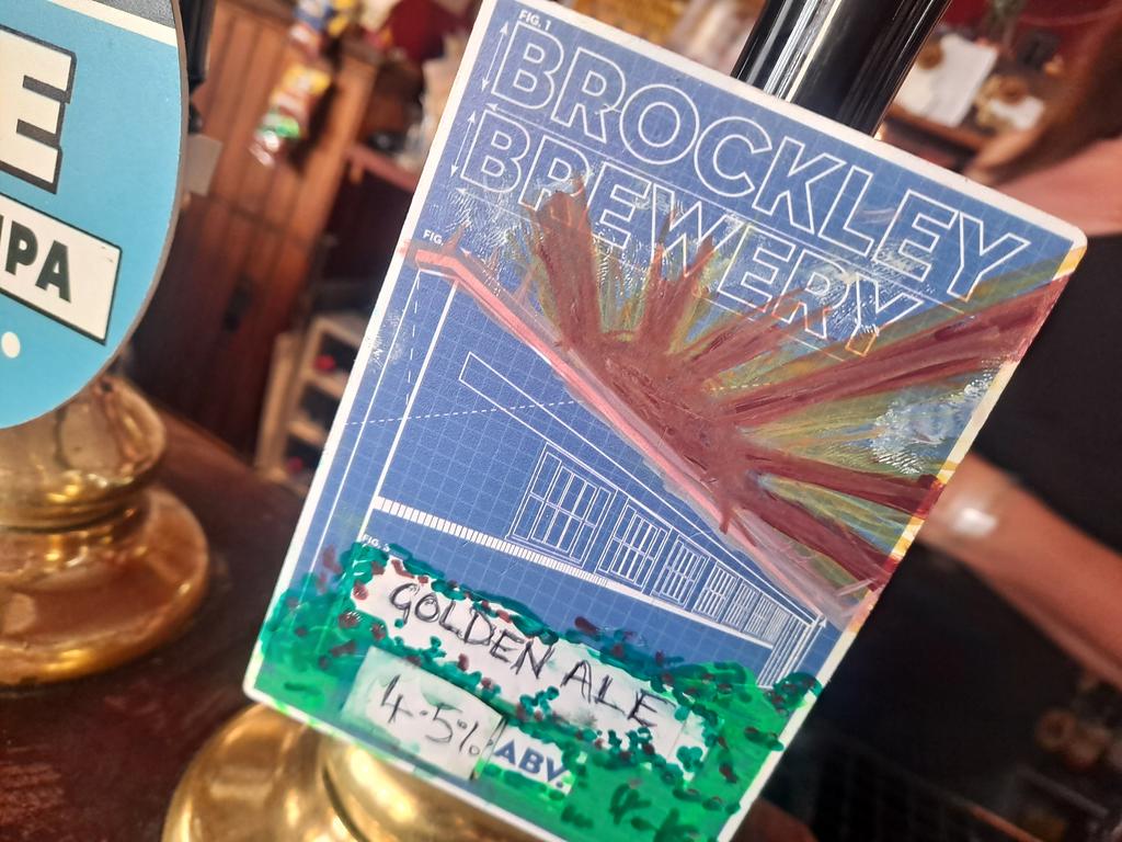 MordenArmsSE10's tweet photo. Regrettably, today was just too hot for any live music. On the up side we have a lovely selection of proper chilled Real Ales.
#thebeersareback
#Popinandsee https://t.co/HfHEb7xqkZ