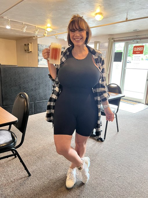 TW Pornstars - Brittany Elizabeth Welsh. Pictures and videos from