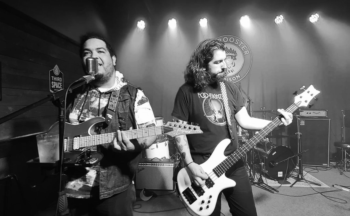 Anybody going to <a href="/evanescence/">Evanescence</a> and <a href="/SickPuppies/">Sick Puppies</a> at <a href="/therave/">The Rave / Eagles Club</a> tomorrow??? <a href="/mfredofficial/">Miguel Fred</a> and yours truly <a href="/FabioKillgallon/">Don Solo K</a> will be! Come hang!