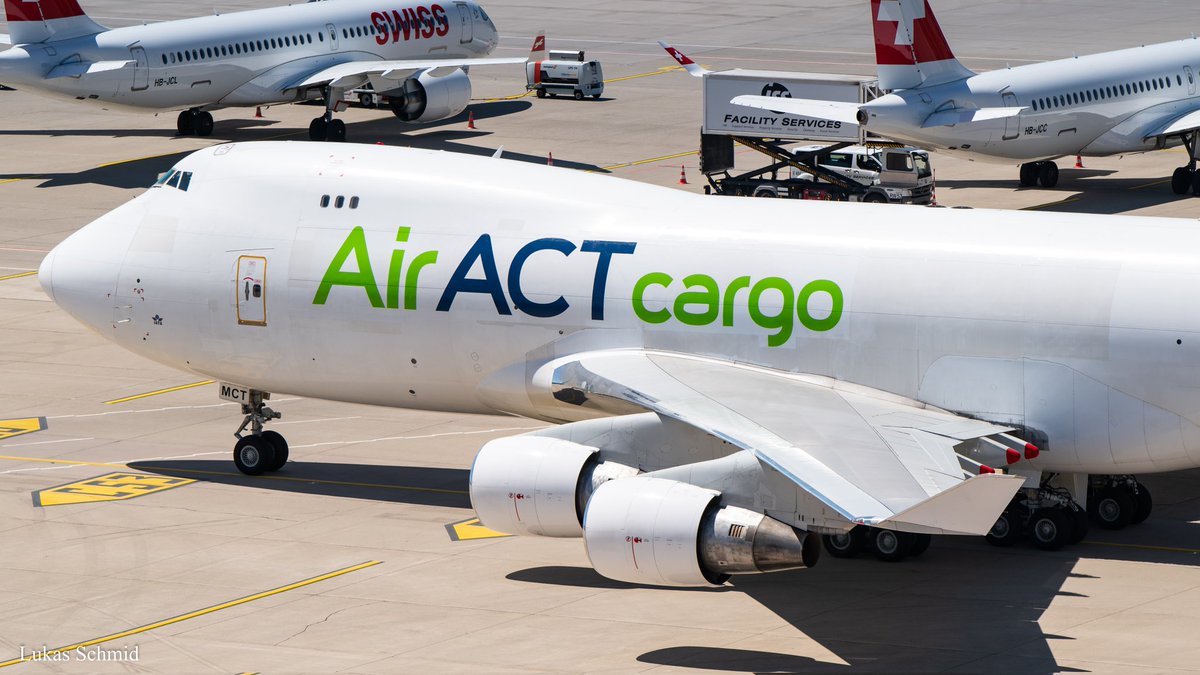 ACT Airlines / Boeing 747-400F / TC-MCT / ZRH - 17.7.22

@Easyspotting @AiractC
#AvGeek #planespotting #planes #planespotter #aviation #aviationphotography #spotting #ZRH #ZRHAirport #ZRHmovements #boeing #b747 #tcmct #actairlines #jumbo