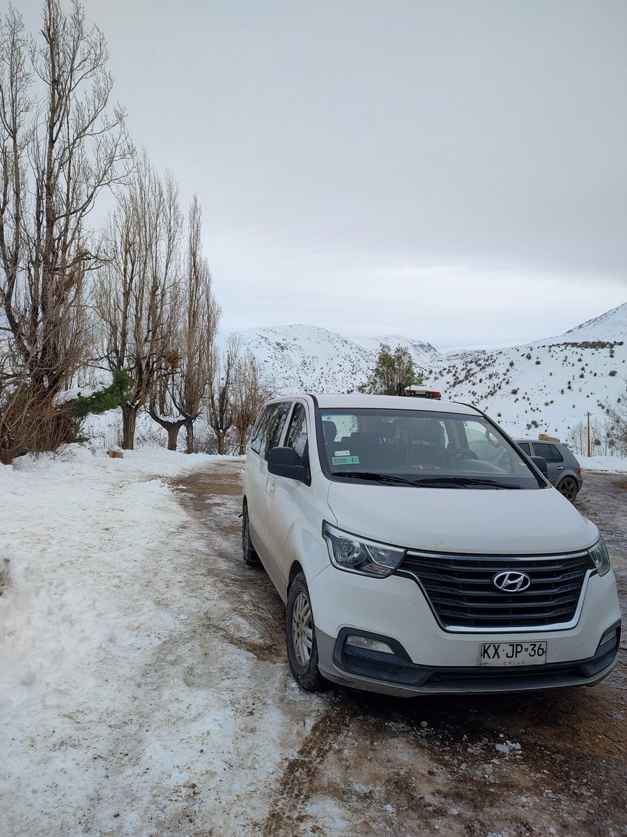 Ignacio53896483's tweet photo. Viajes a nieve .. https://t.co/1UcDCBCunj