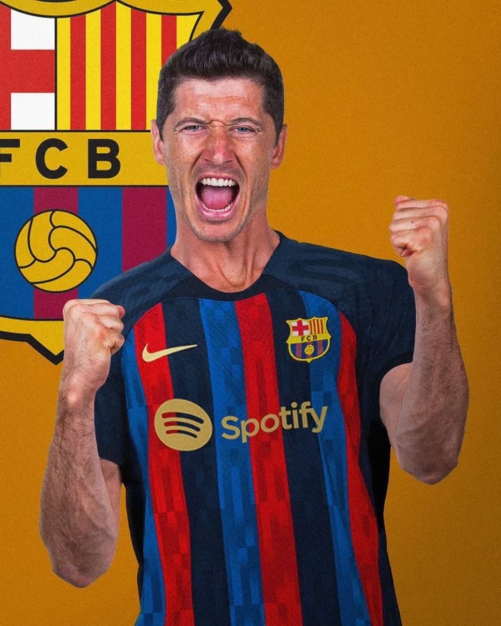 Robert Lewandowski in Barcelona 'Jersey' Photos and Fan-Made Wallpapers Go  Viral, but What Jersey Number Will Former Bayern Munich Star Will Wear at  Camp Nou? | ⚽ LatestLY