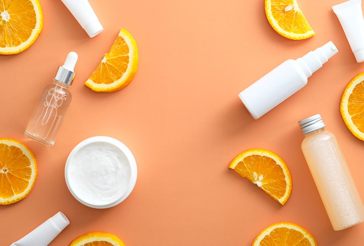 Beauty tips! Descubre cuáles son los mejores sueros de vitamina C. Intégralos a tu rutina de skincare para conseguir una piel radiante. #HOTBeauty hotbook.mx/los-mejores-su…