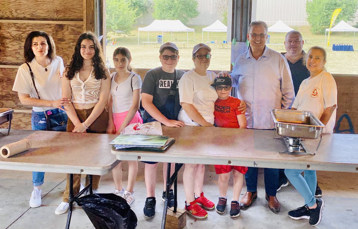 RudyCuzzetto's tweet photo. Great to see many friends enjoying the afternoon at the 10th annual St. Charbel @LebFestSauga in Totoredaca Park. Join us for authentic Lebanese food, live music, dance, and entertainment for the whole family! #LebFestSauga 🇨🇦🇱🇧

Read more:
https://t.co/BFFueOvi2t https://t.co/JGutK0ywoF