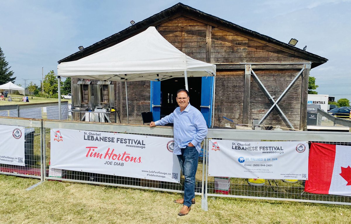 RudyCuzzetto's tweet photo. Great to see many friends enjoying the afternoon at the 10th annual St. Charbel @LebFestSauga in Totoredaca Park. Join us for authentic Lebanese food, live music, dance, and entertainment for the whole family! #LebFestSauga 🇨🇦🇱🇧

Read more:
https://t.co/BFFueOvi2t https://t.co/JGutK0ywoF