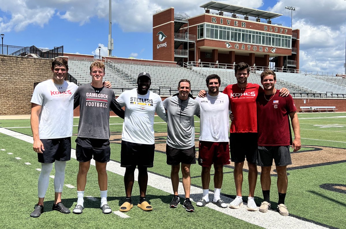 Hot day, but a great session with the guys before heading to TN for @KohlsKicking Pro/College and Invitational camp! @steelers @WingateFb @WUspecialists @sc_specialists @GamecockFB