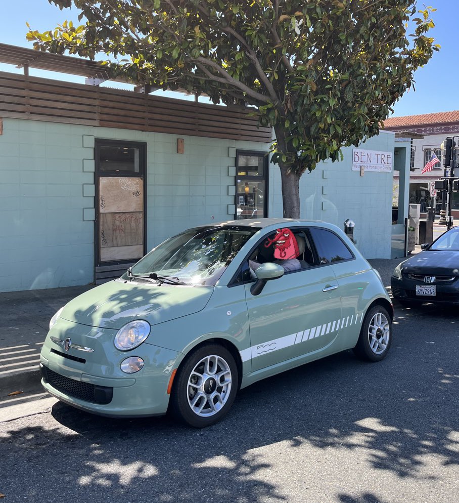 Imagine beefing with me in this NFT space and I pull up. What would you do?