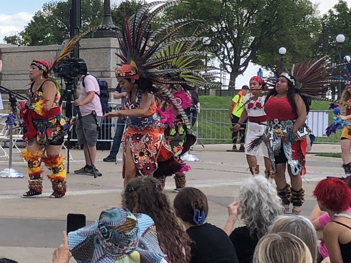 MNJewishWorld's tweet photo. The rally for abortion justice is attended by many lgbtq+, religious, ethnic and cultural groups.

#americanjewishworld #mnjewishnews #ajw https://t.co/mSk4EPdXf8