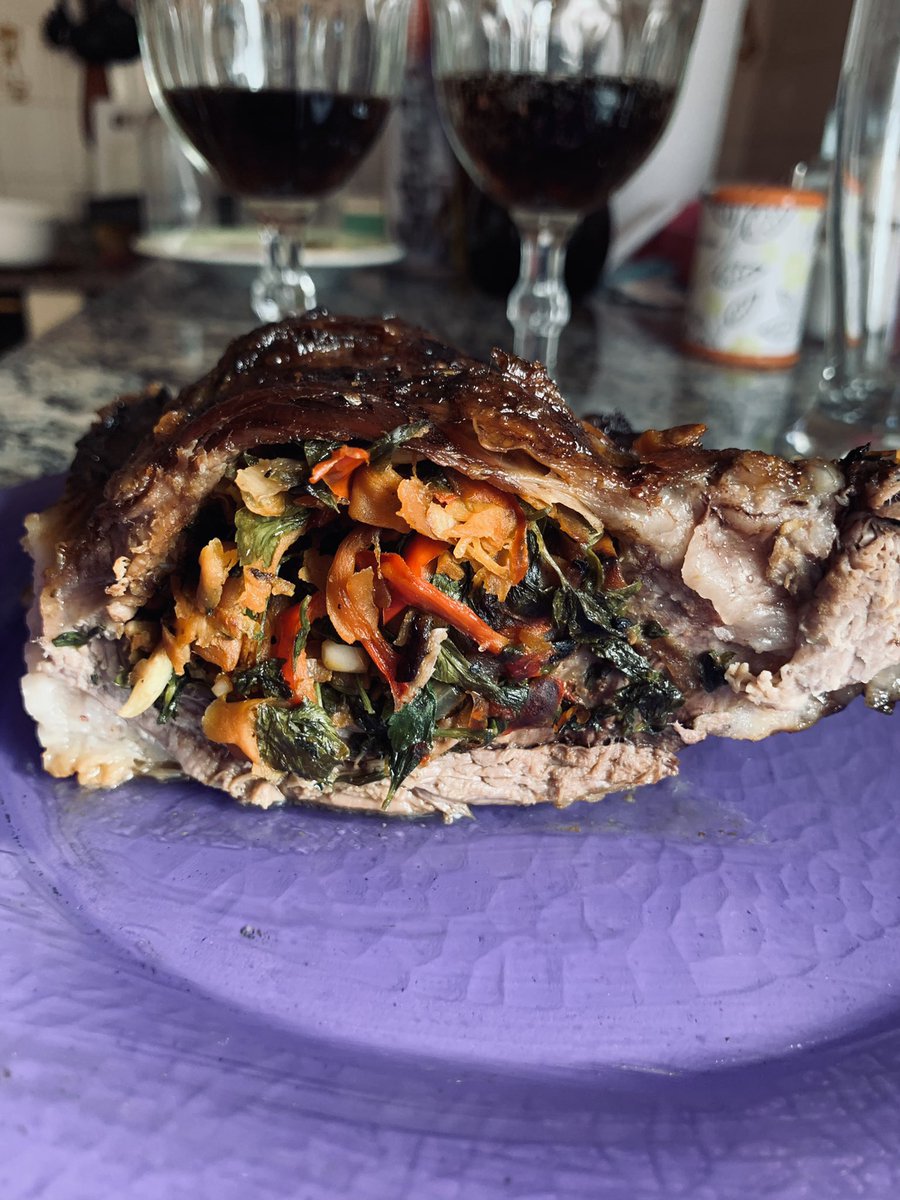 #PuntosSuspensivos 
<a href="/TomaDurrieu/">Tóma Durrieu</a> <a href="/marininoexiste/">marini</a> <a href="/maurosucho/">Mauro Suchodolski</a> 

Mis amigos de los Domingos ! 
Saludos desde San Miguel!!