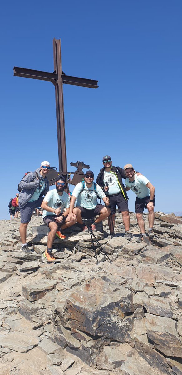 Si… Ha passat, tot i l’onada de calor ho hem fet, el cim del Puigmal ⛰
#unaformadevida