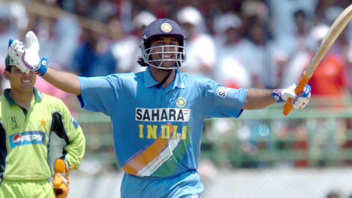 Nivi_Dhoni7's tweet photo. Those days💙✨

@MSDhoni | #MSDhoni https://t.co/nzmOkqLReL
