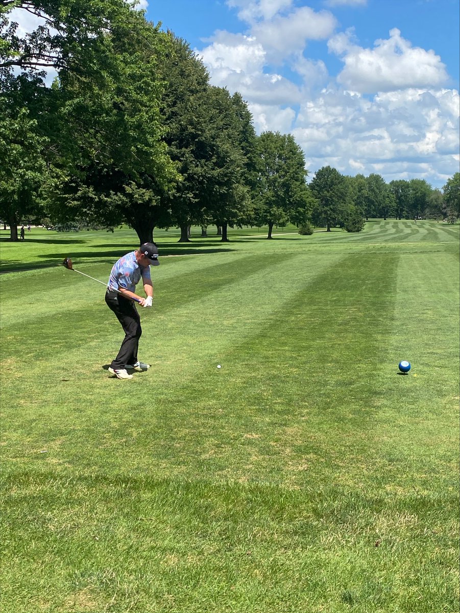 waterlooopen's tweet photo. Pro leaders @BradyCalkins and @will_dicksongt are both -2 today through hole 3. Teeing off on 4. https://t.co/n4dHHHFYdw