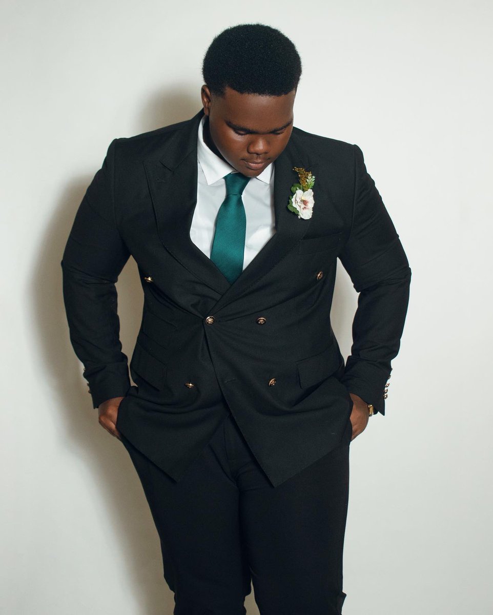 KingKeondc's tweet photo. Prom 2022🍾 https://t.co/IidEqi9a7o