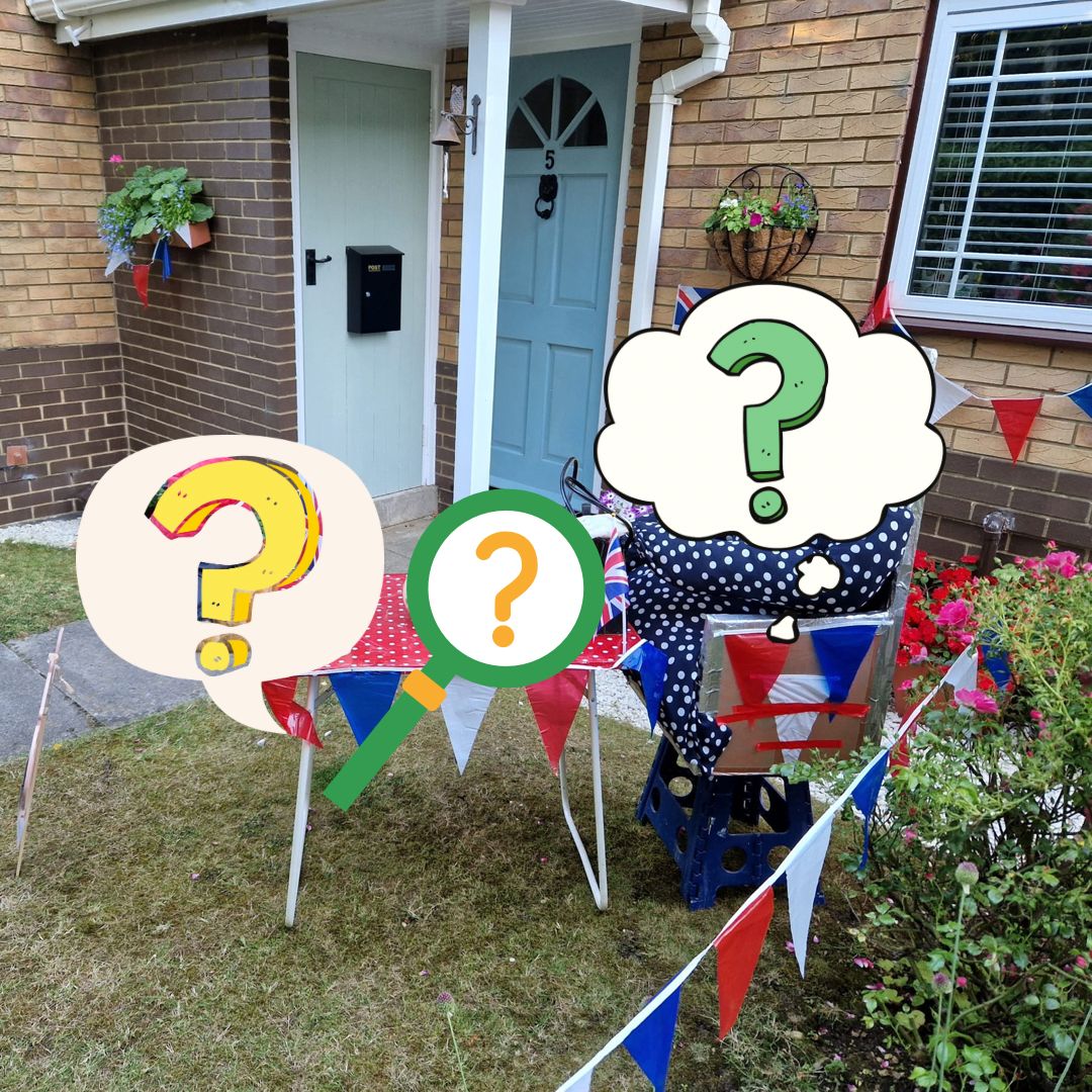 CPSScarecrows's tweet photo. 👑 There's a right Royal knees up going on here! 👑

We will reveal the answers to all the Scarecrows tomorrow, to give people chance to have one last look tonight! 🤩

If you'd like a copy of the virtual video trail please do send us a message...then you can still join in. https://t.co/Op55kweSwH