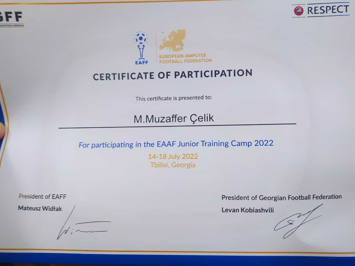 mamudo63's tweet photo. Gurcistan junior Milli Takim kampinda Eyyubiye Beld.Ampute futbolcumuz M.Celik gosterdigi performansla Uluslararasi Amputw Futbol Federasyonu (EAAF)sertifika almaya hak kazanmistir.  @valisalihayhan @mehmetkusnet @mehmetelgn10 @AliSaz3463 @nurullah0663 @serdar_bsk @MustafaBEBE16 https://t.co/yT9vPvst79