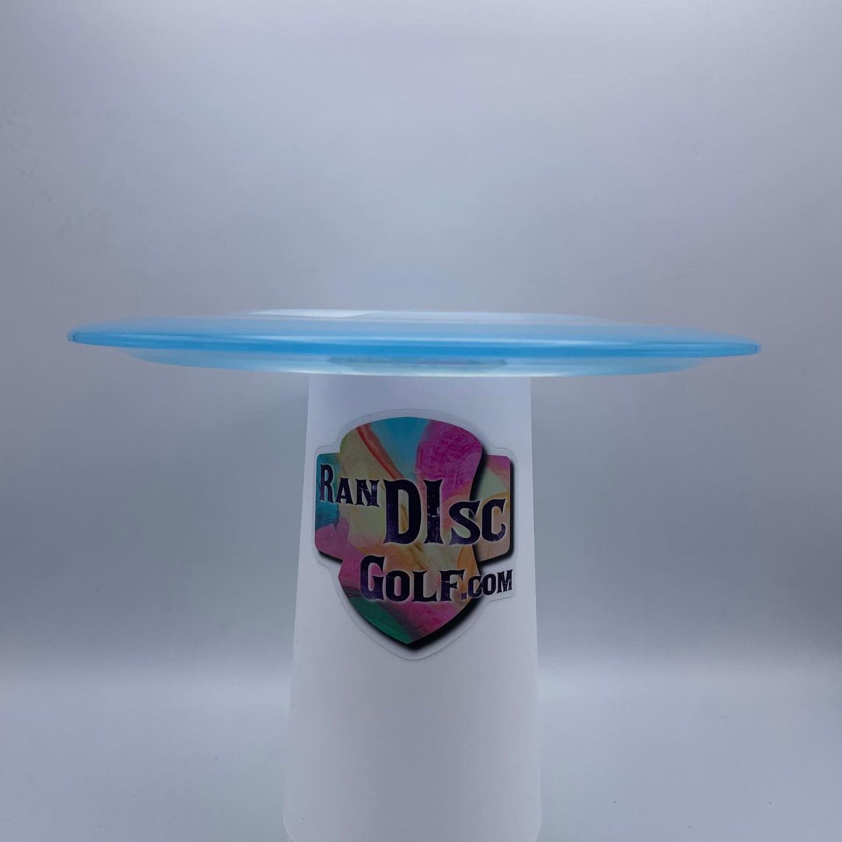 disc_ran's tweet photo. Surely someone needs my last Kastaplast Rask! 1 left in stock and itβs a pretty one! #wilddiscs #jomezpro #pdga #discgolf #discgolfdaily #discgolfeveryday #discgolflife #growthesport #kastaplast https://t.co/wJzKzHaTg6