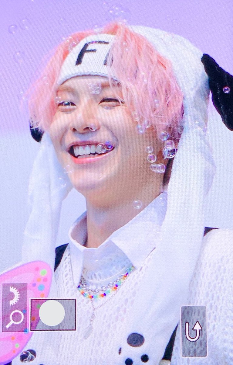 220717 #우진영
시간이 멈추면 좋겟다~,