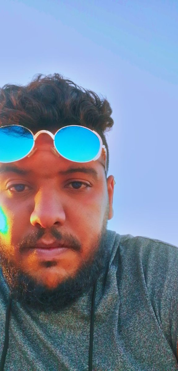 اللهم بشرني بما يسرني وكف عني ما يضرني وثبت يقيني وارزقني حلالاً يكفيني واصرف عني كل ما يؤذيني🧡