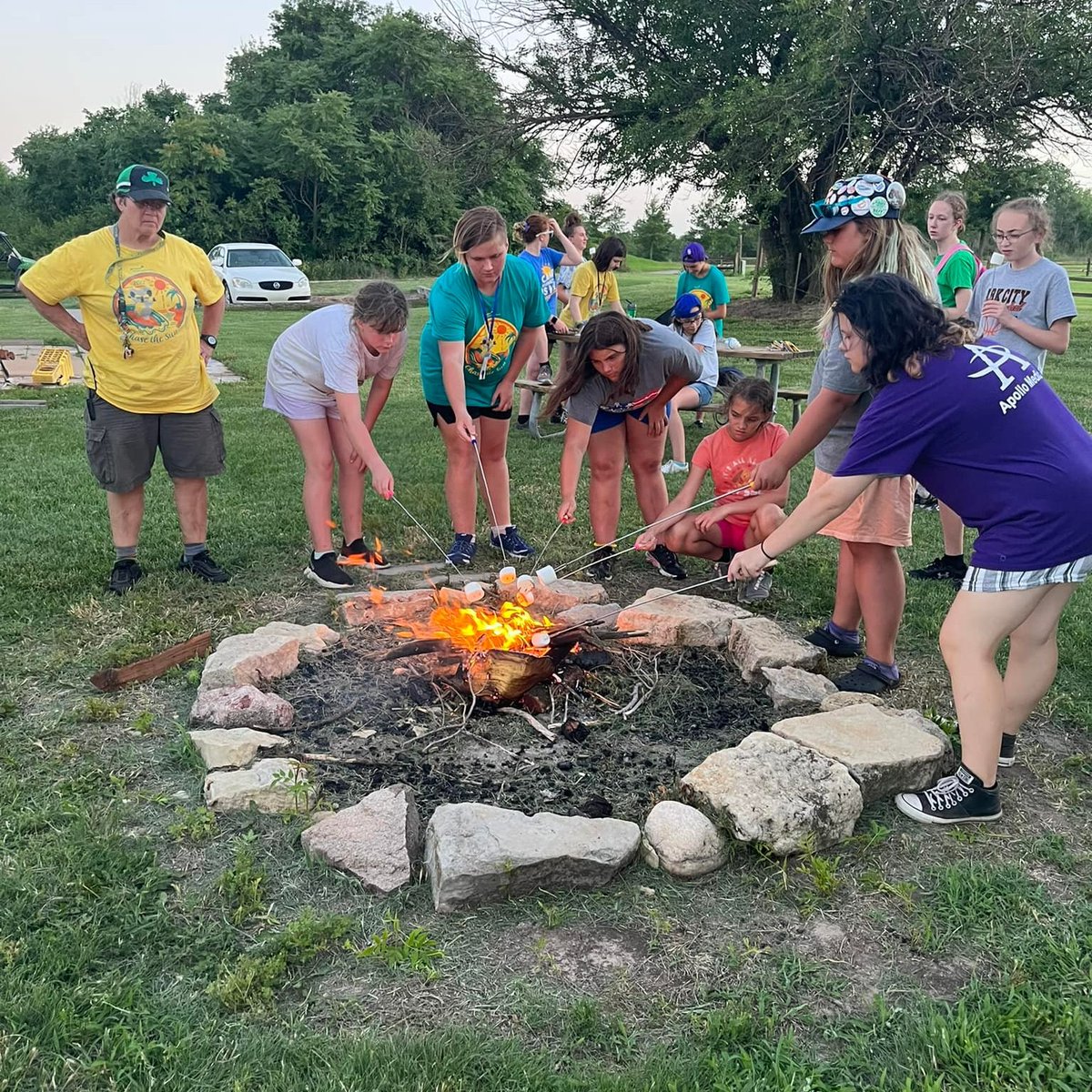 KSGirlScouts's tweet photo. Bring on the fun! Who else is ready for another week of camp adventures? 🙌💚🏕️
#GSKH #GirlScouts #KansasGirlScouts #gsCamp #gsOutdoors #Summer #SummerCamp https://t.co/9NpBenQvZ4