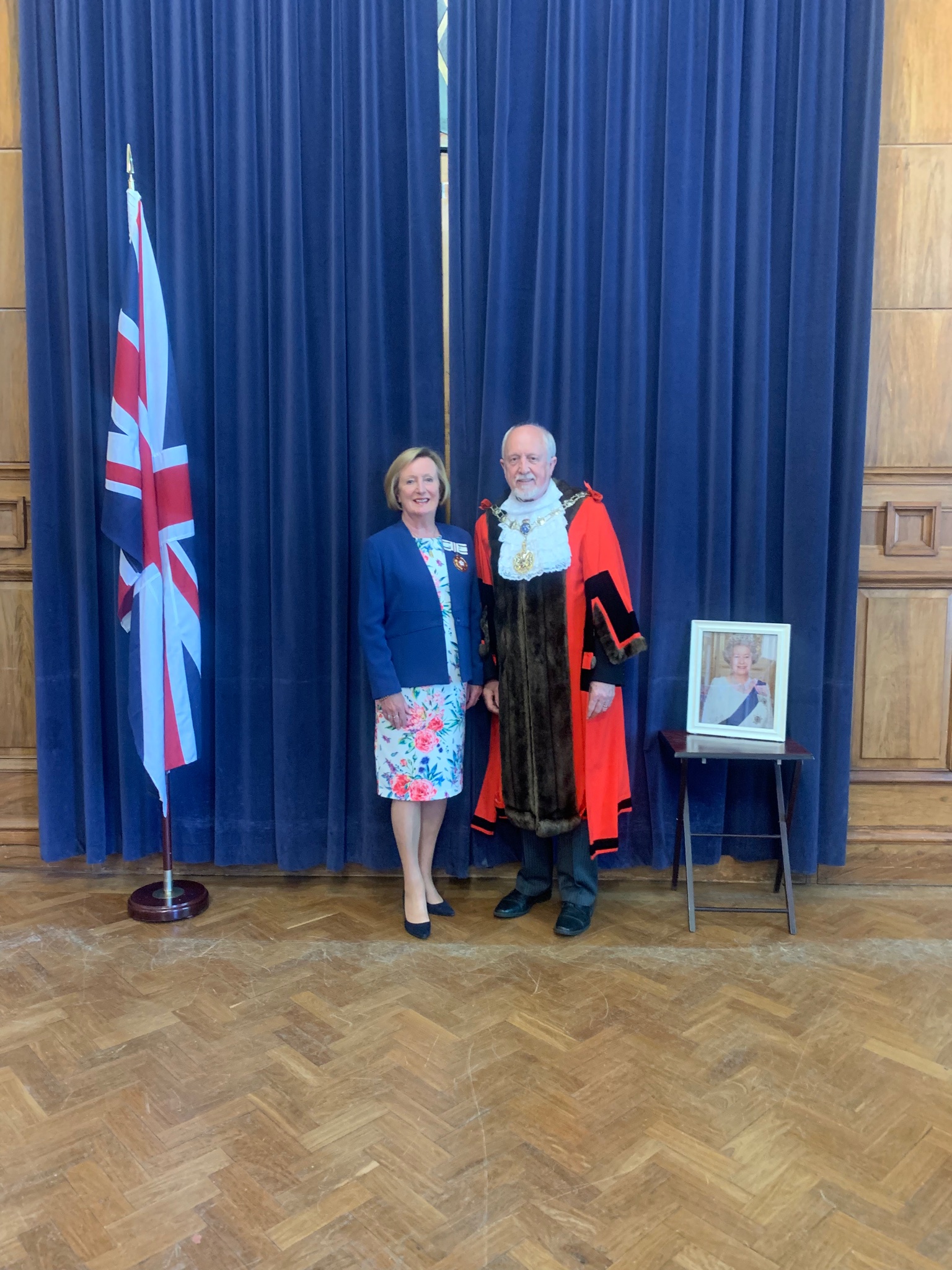 Trafford Register Office, Sale Town Hall (TraffRegistrars) / Twitter
