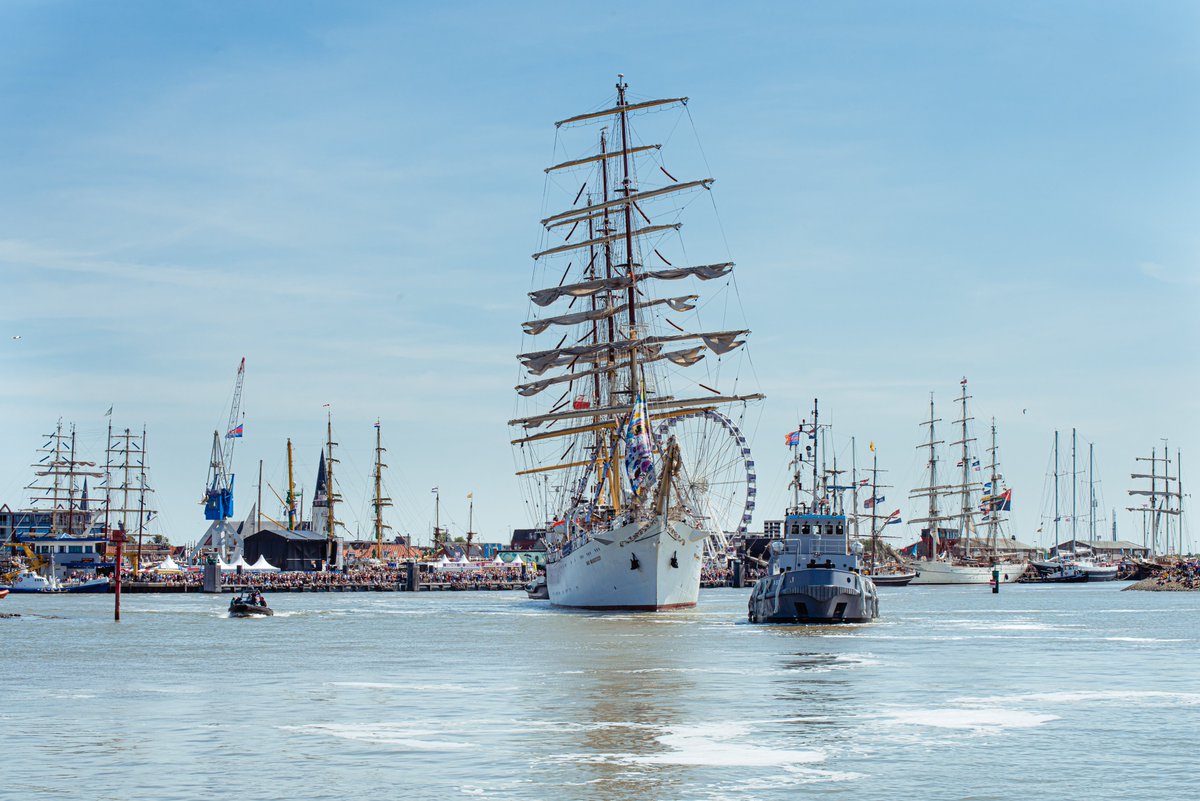 De laatste noten klinken nog, maar wij hebben nu al een beetje heimwee. Jullie ook? Wat waren het vier fantastische dagen! 

harlingensail.com/harlingen-na-v…