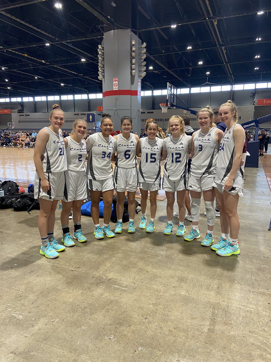 Final week for Clutch Rose team!! EOT Ultimate Challenge July 20-23 in Roseville and EOT Summer Swoosh July 23-26 in Ladera!  Great basketball and amazing young women on and off the floor who will flourish at the next level!! <a href="/zoeborter/">Zoe Borter</a> <a href="/laineyspear/">laineyspear</a> <a href="/kyrah_daniels/">Kyrah Daniels</a> <a href="/NaroMaddie/">Madison Naro</a>
