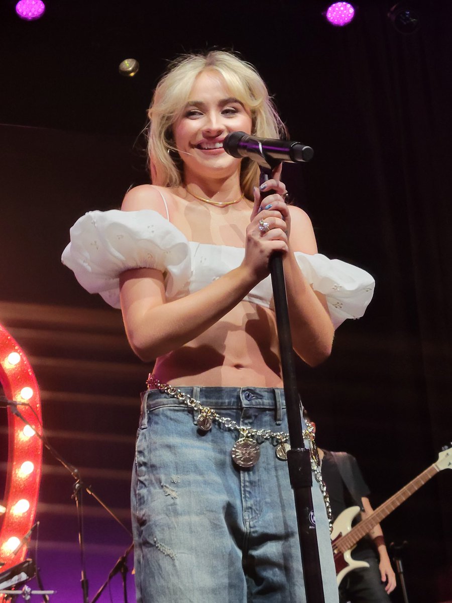 singularluu's tweet image. NOOOO 🥹