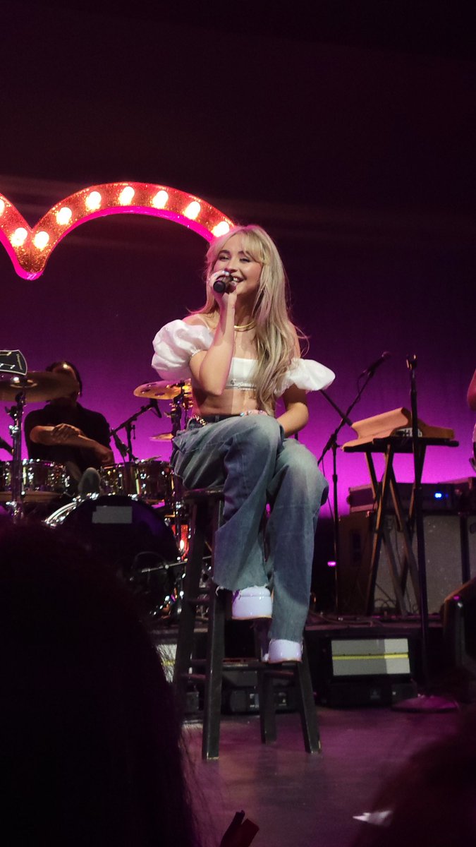 singularluu's tweet image. NOOOO 🥹