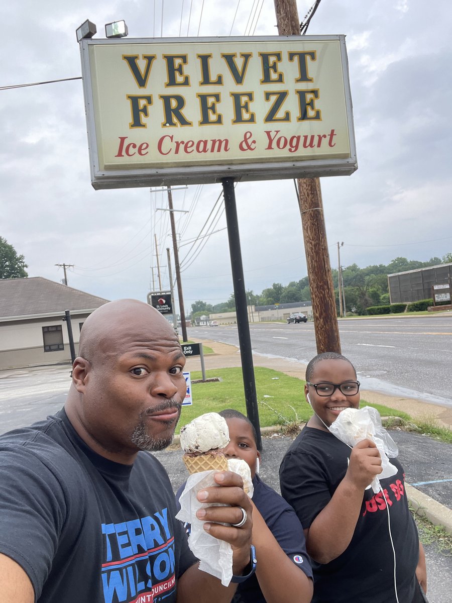 Knock doors, eat ice cream, repeat! Love Velvet Freeze in Jennings - been here since 1935! Happy National #IceCreamDay!