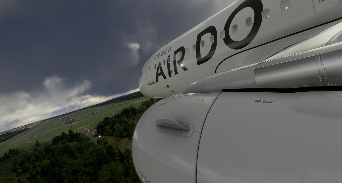 Toshipilol's tweet photo. 今日は朝から羽田-新千歳でA320飛ばしました。少し上手に着陸出来るようになってきた汗。しかし本当にリアルと変わらないくらいきれい!
#msfs2000 https://t.co/8Bo6F8Hq0F