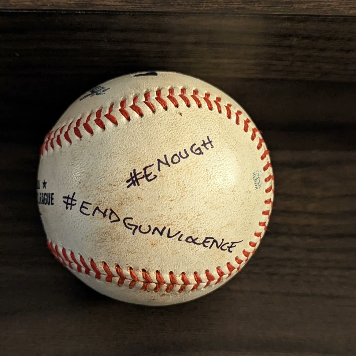 Vocalmama's tweet photo. Ball #33 left at Tru by Hilton Roanoke Hollins for Stephanie Husen. @MomsDemand
@studentsdemand @everytown @bradybuzz @sandyhook @michaelfranti #StephanieHusen
#enough
#EndGunViolence
#EndGunViolenceNow 
#voteguncontrol
#baseballsforchange https://t.co/Oa9tRw3BCg