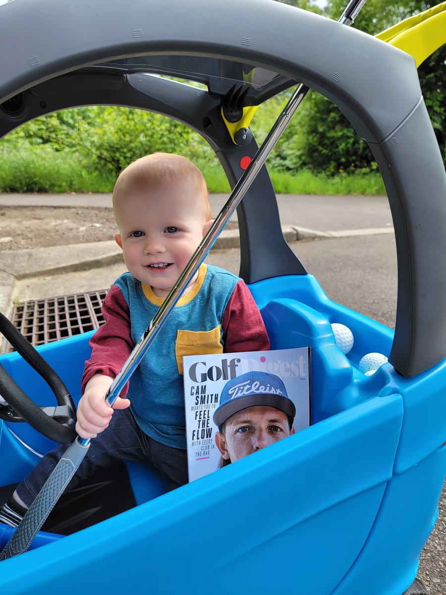 andrewhigh84's tweet photo. Gotta start em young. #ClaretJug #CameronSmith https://t.co/a3xrnxsZOs
