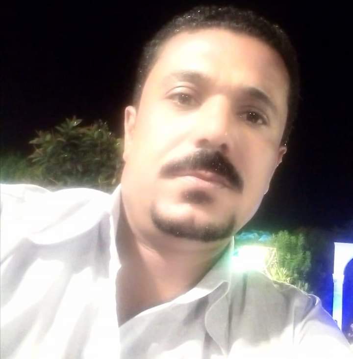 كُلَّنَا عَلَى مَسْرَحَ اِلْحَيَاهَ وَمِنْ يَضَعُ لَنَا أَدُوارَنَا هُوَ القدِر وَمِنْ يُجِيدُ دَورهُ
يُصَفِق لَهُ الْوَاقِعَ ..!
☝️☝️☝️
#أجمل_صوره_2022