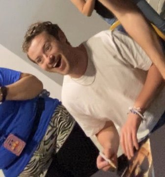 lovejquinn's tweet photo. joseph quinn owns my entire heart https://t.co/7ZgBDdIOQW